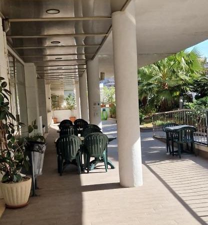 Major Apartment Salou Bagian luar foto